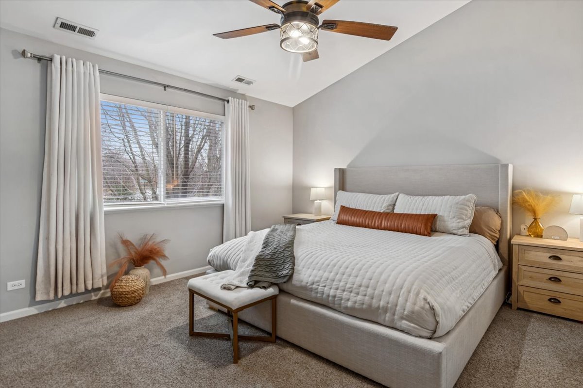 1961 Wilson Creek Circle, Aurora, IL 60503