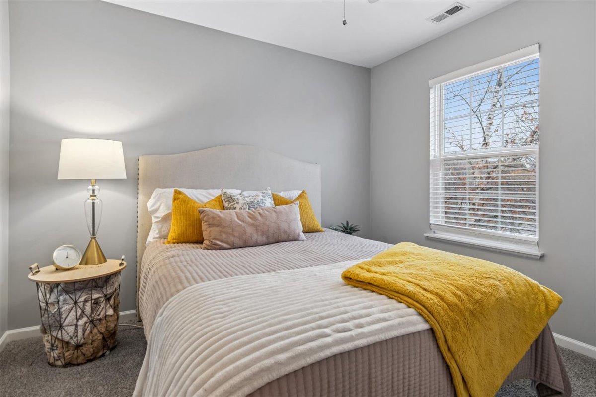 1961 Wilson Creek Circle, Aurora, IL 60503