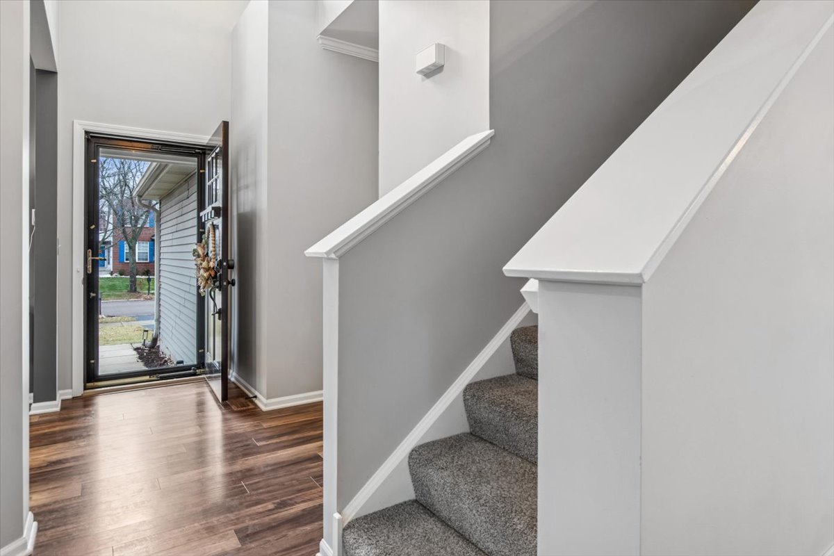 1961 Wilson Creek Circle, Aurora, IL 60503