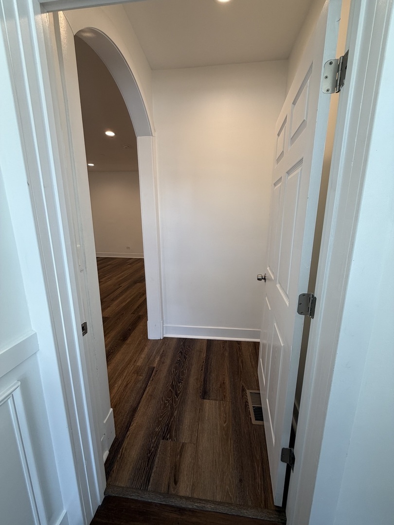 1922 Harvey Avenue #1, Berwyn, IL 60402