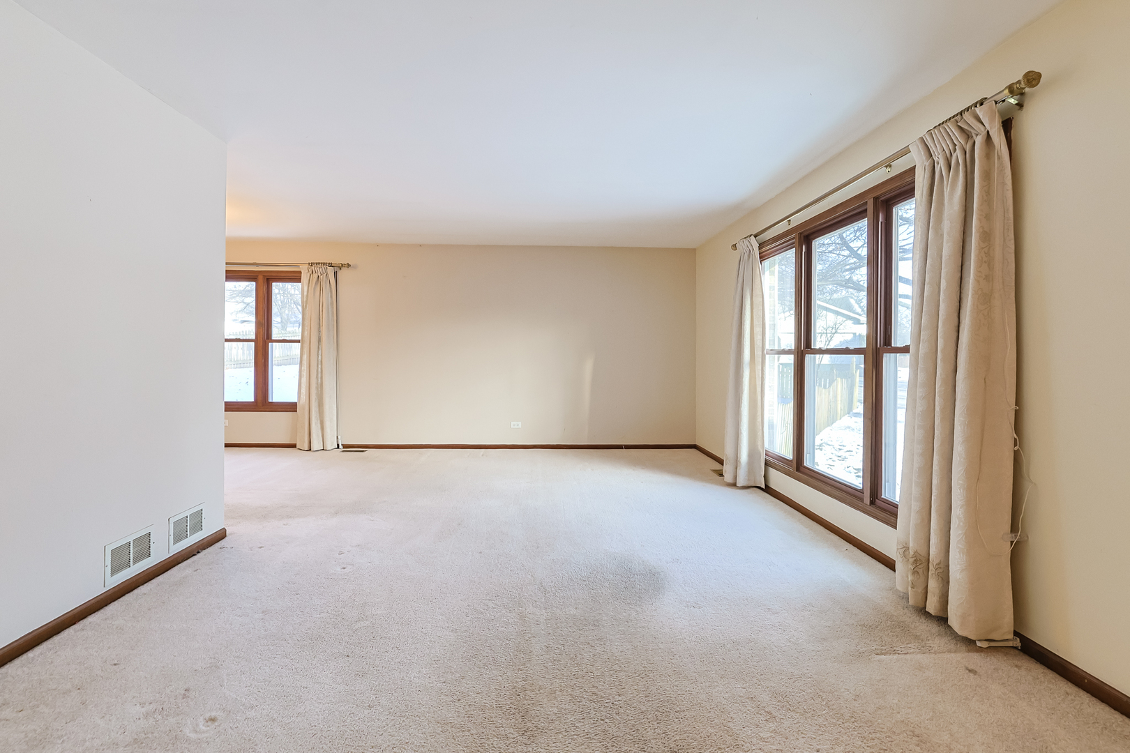 2656 Bloomfield Drive, Lisle, IL 60532