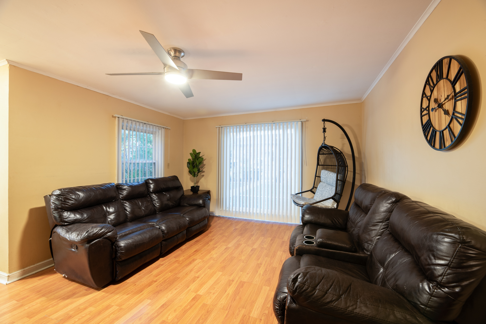 6415 N Drake Avenue #6415, Lincolnwood, IL 60712