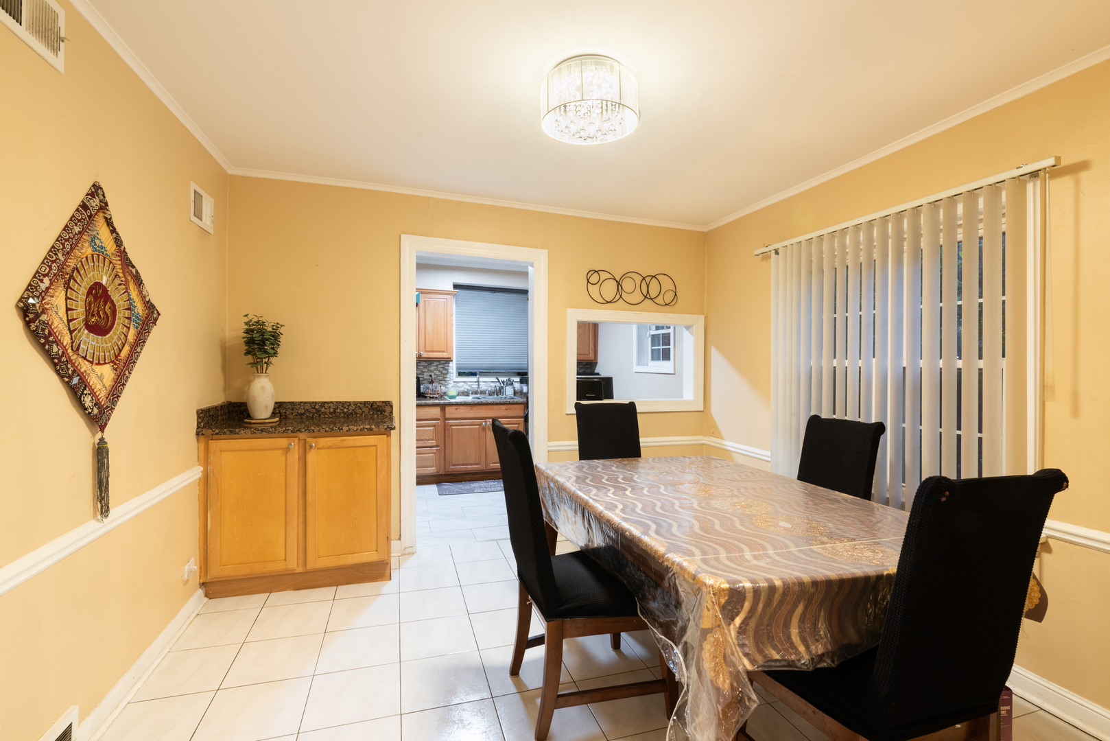 6415 N Drake Avenue #6415, Lincolnwood, IL 60712