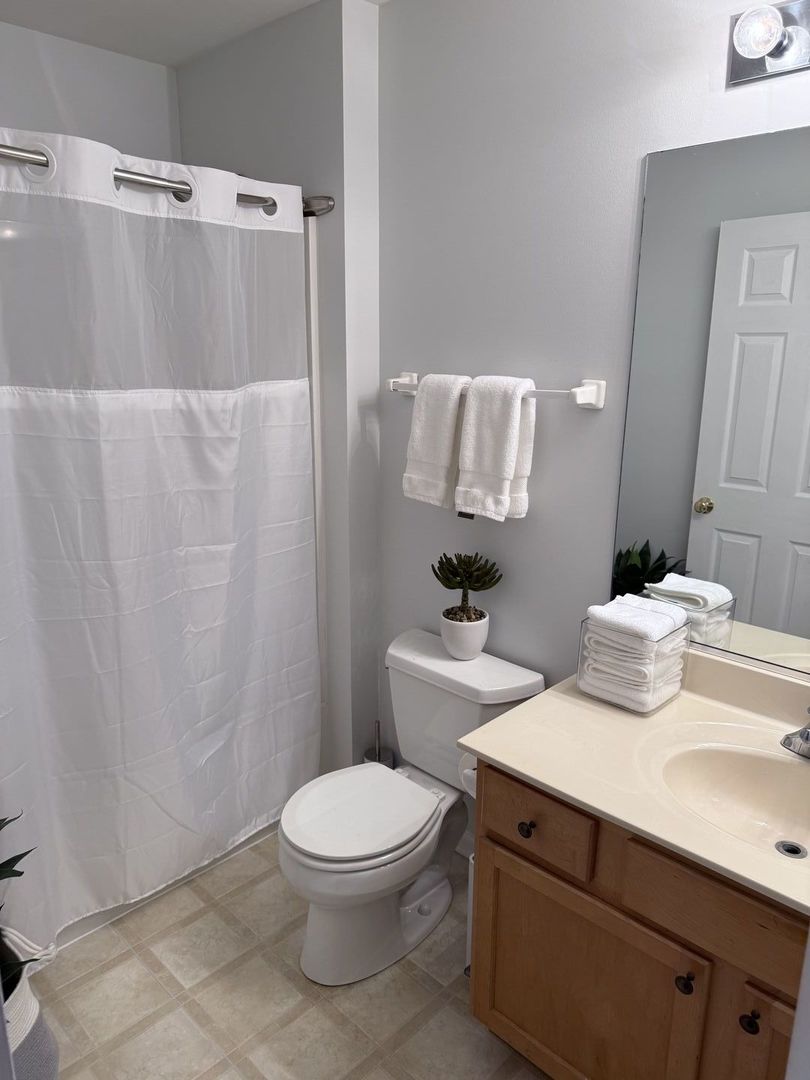 2727 Borkshire Lane, Aurora, IL 60502