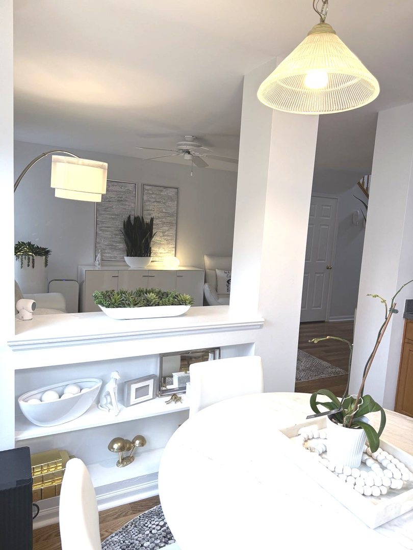 2727 Borkshire Lane, Aurora, IL 60502