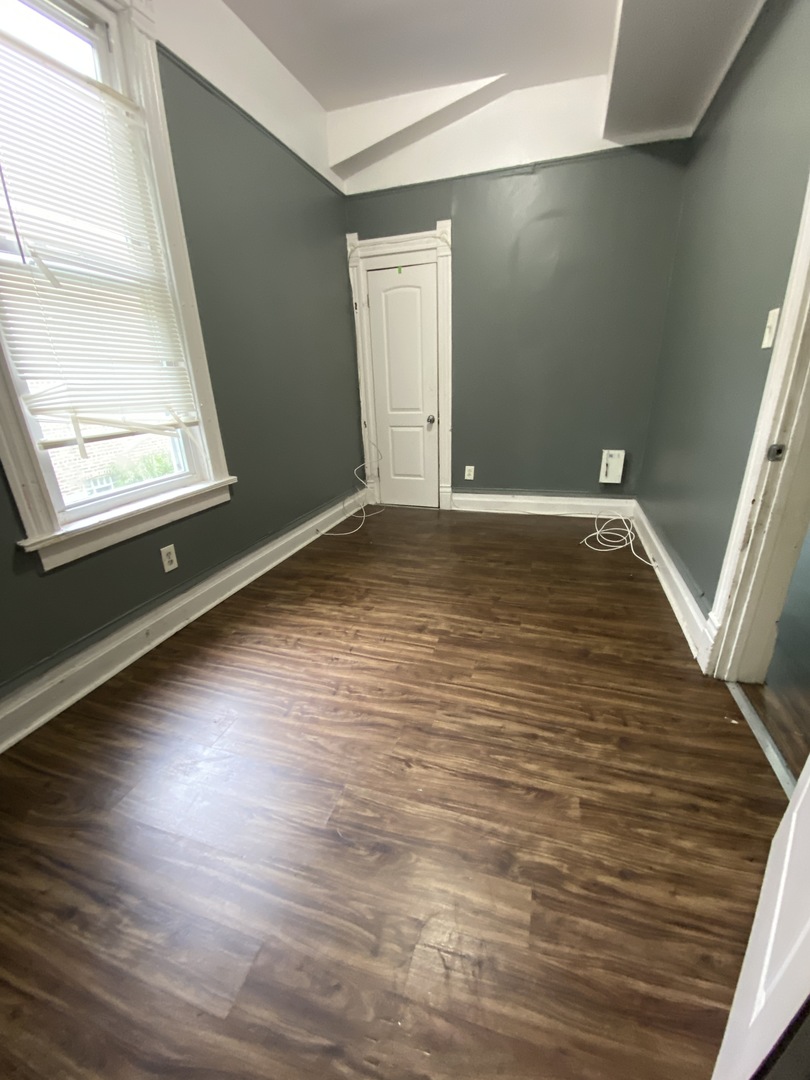 6618 S MARQUETTE Road, Chicago, IL 60637