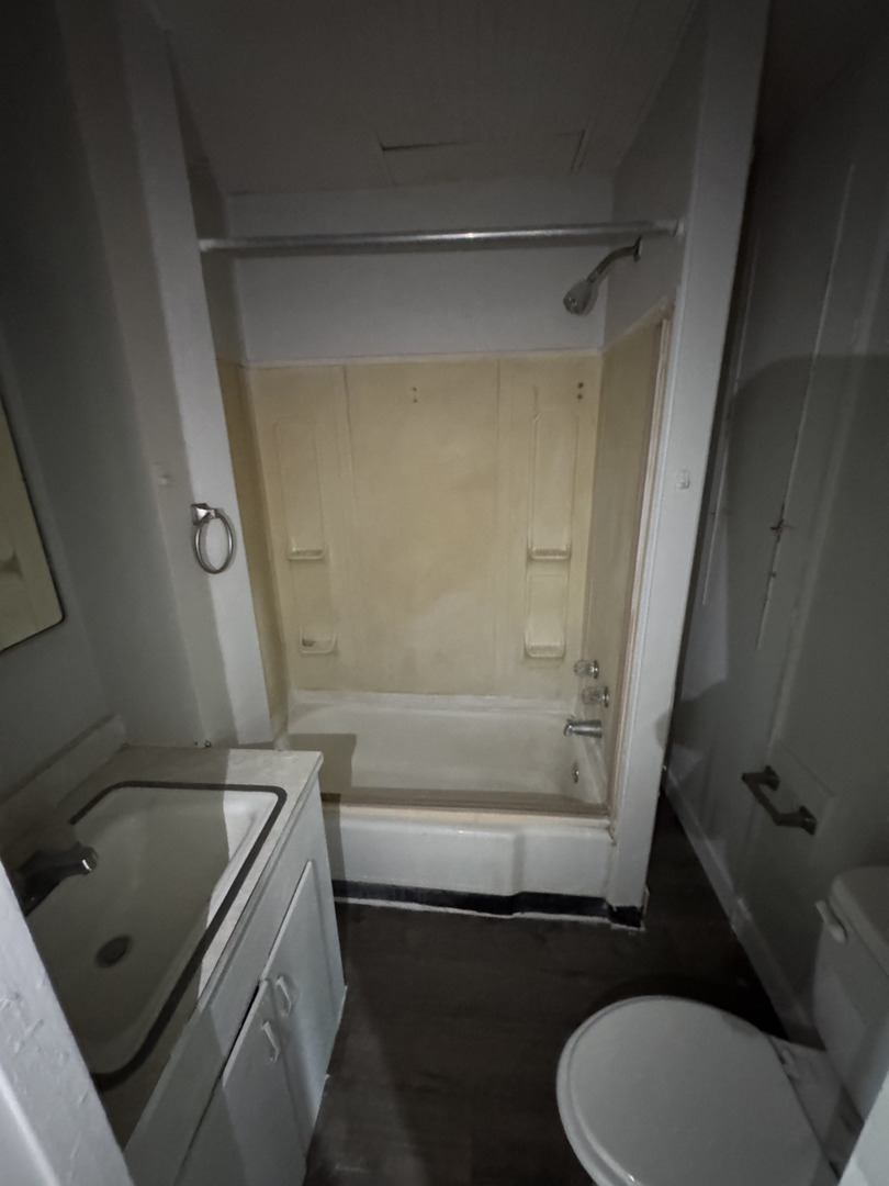 2320 W GARDEN Street, Peoria, IL 61602