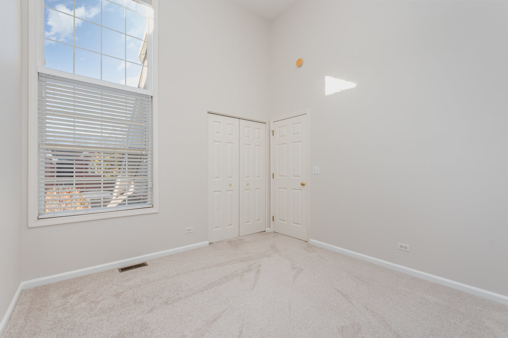 1031 N Earls Court, Palatine, IL 60067