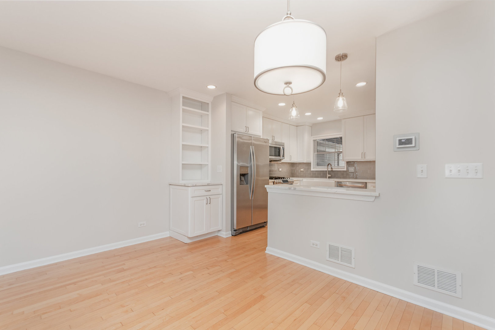 1031 N Earls Court, Palatine, IL 60067