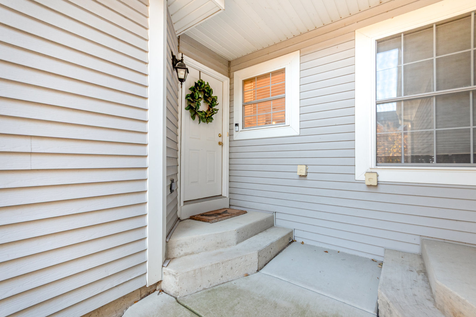 1031 N Earls Court, Palatine, IL 60067