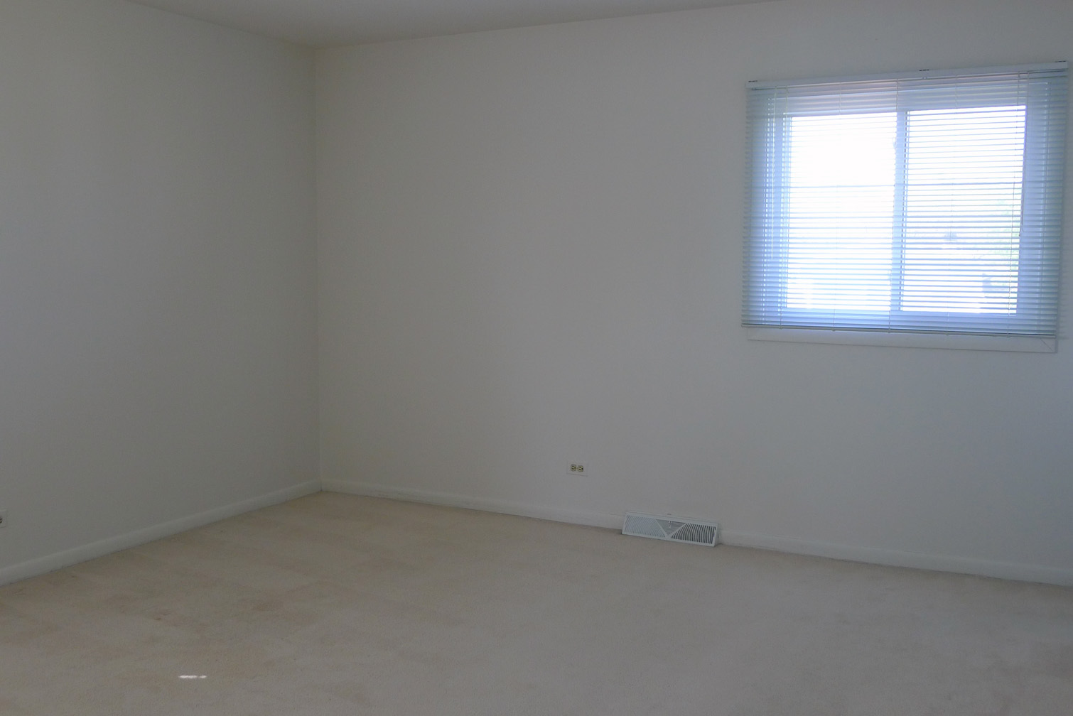 Elk Grove Village, IL 60007