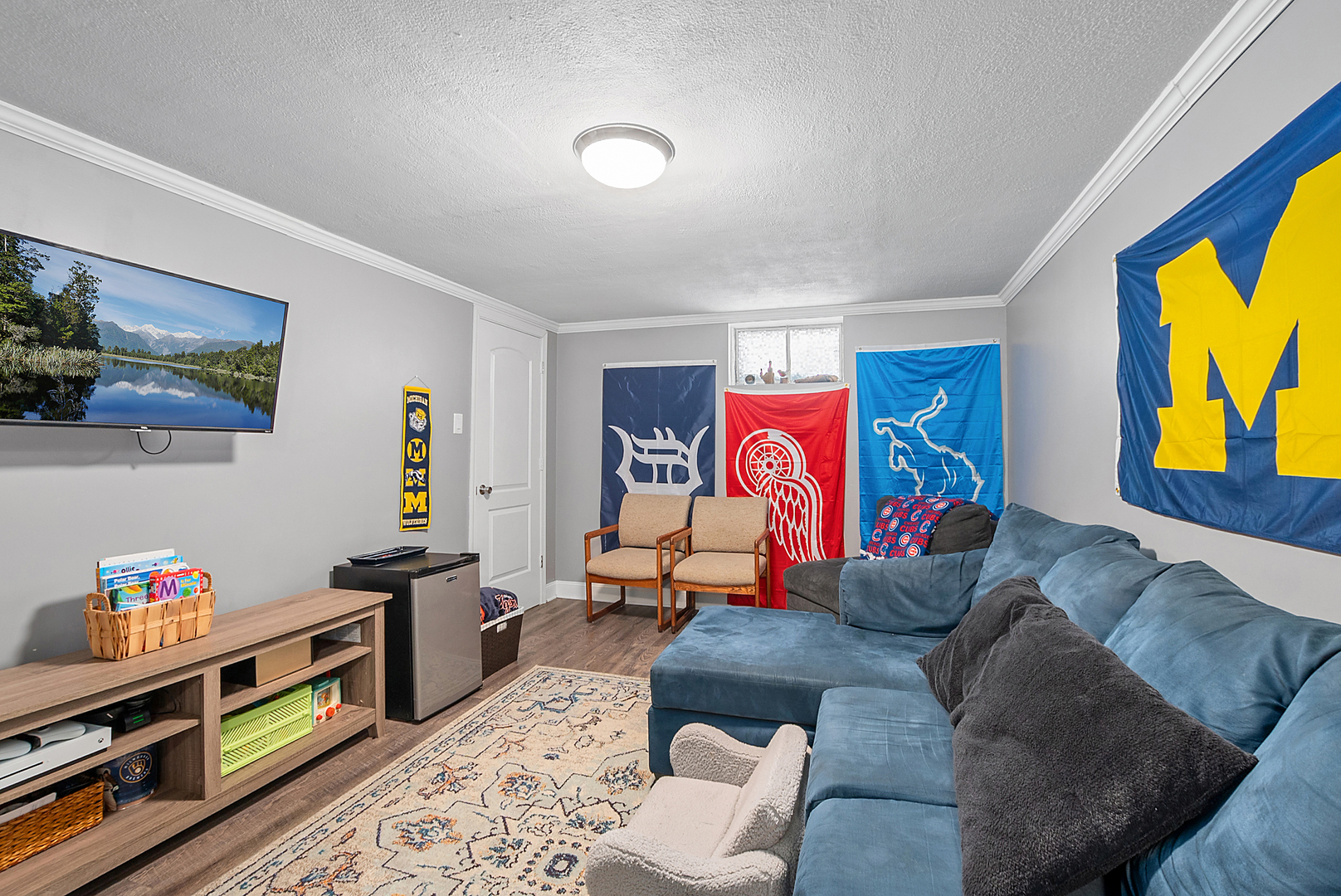 18418 Clyde Road, Homewood, IL 60430