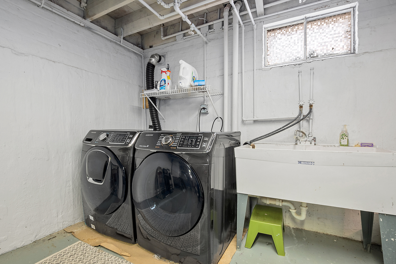 18418 Clyde Road, Homewood, IL 60430