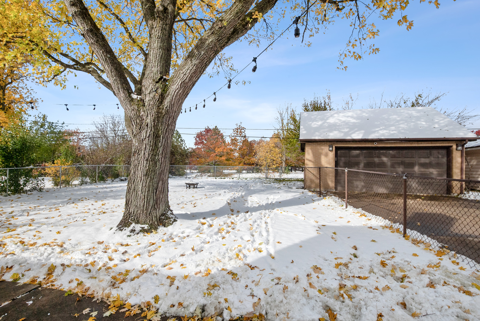 18418 Clyde Road, Homewood, IL 60430