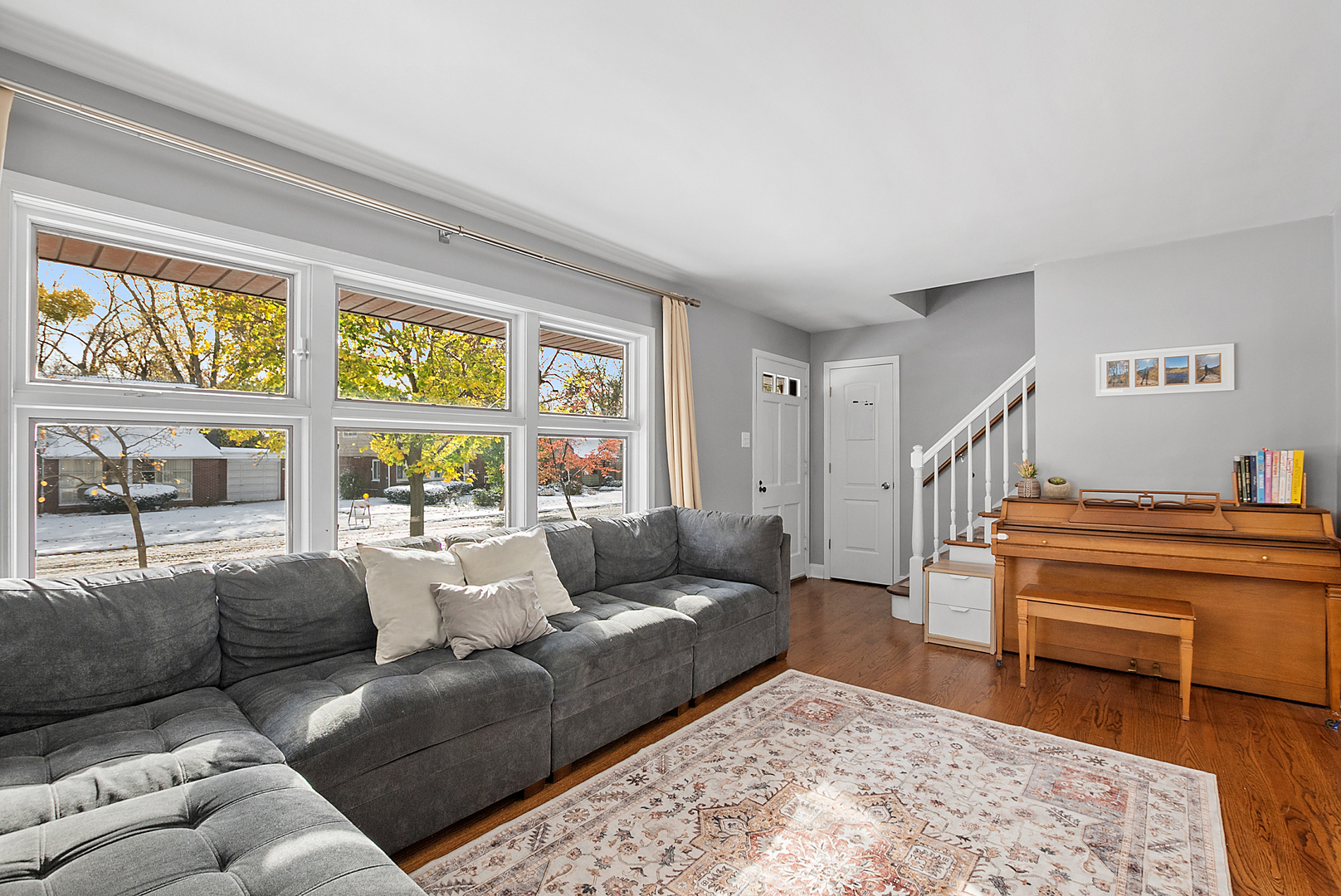 18418 Clyde Road, Homewood, IL 60430