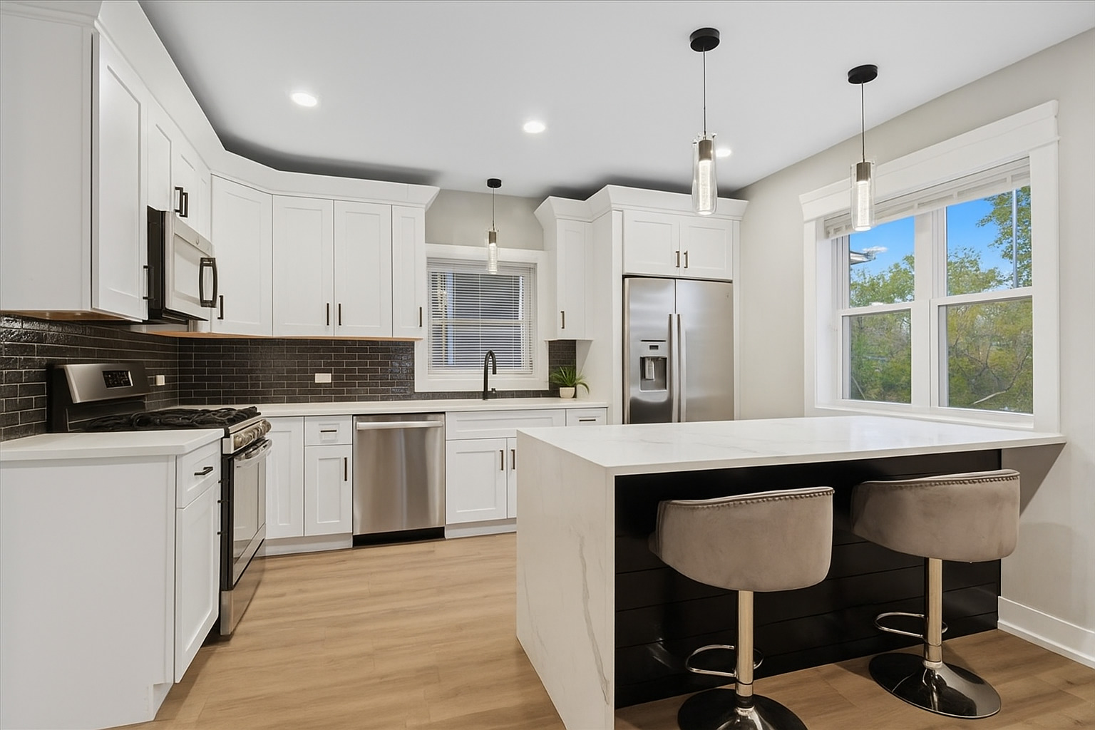 8404 S Carpenter Street, Chicago, IL 60620