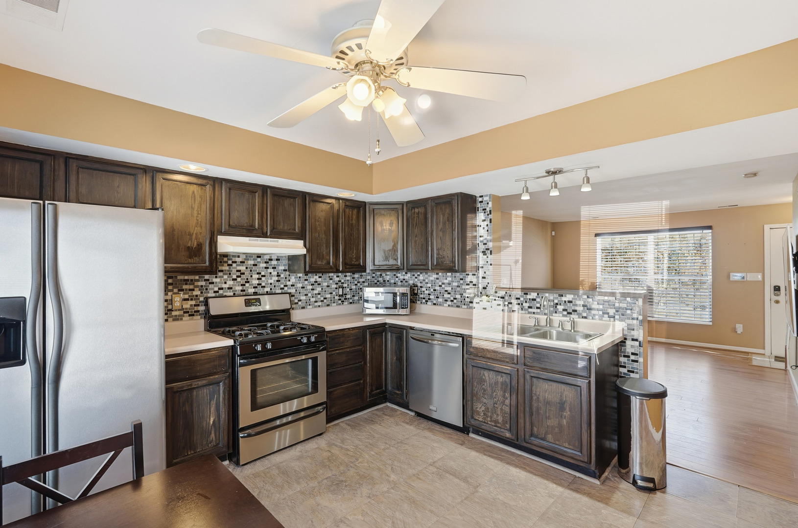 6309 Ellsworth Place, Merrillville, IN 46410