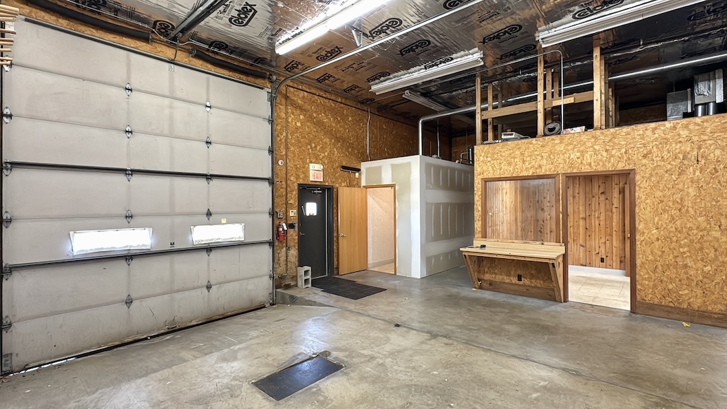 7125 Clinton Road, Loves Park, IL 61111