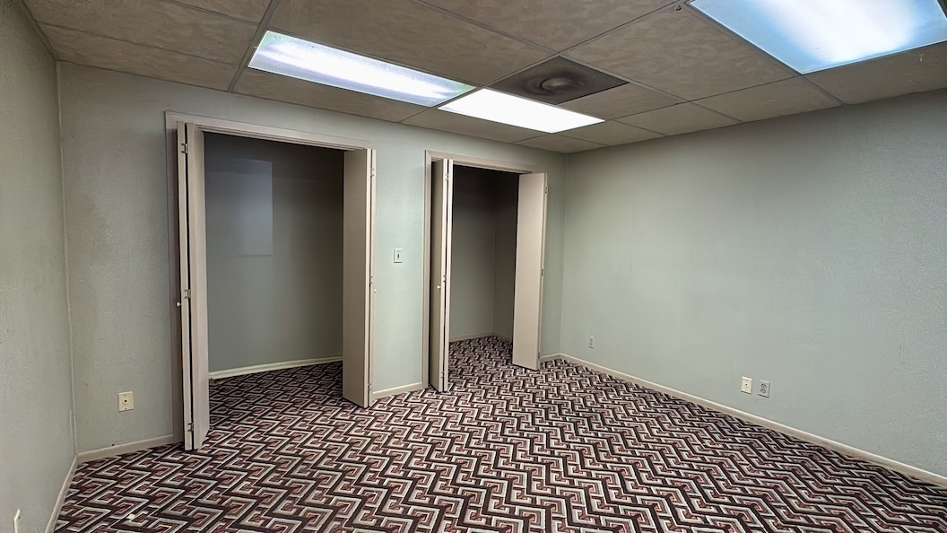 7125 Clinton Road, Loves Park, IL 61111