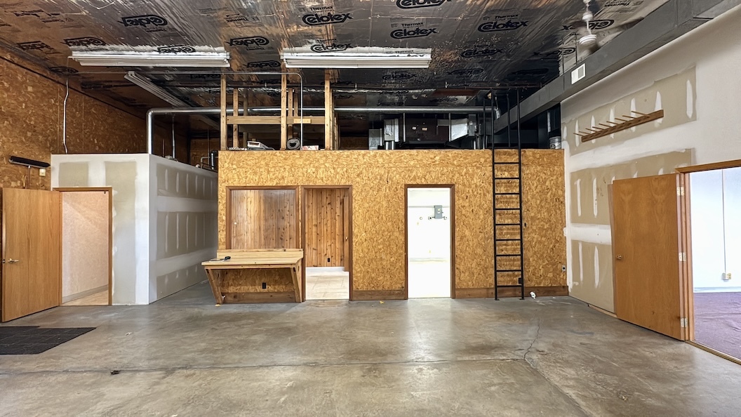 7125 Clinton Road, Loves Park, IL 61111