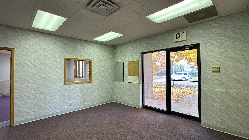 7125 Clinton Road, Loves Park, IL 61111