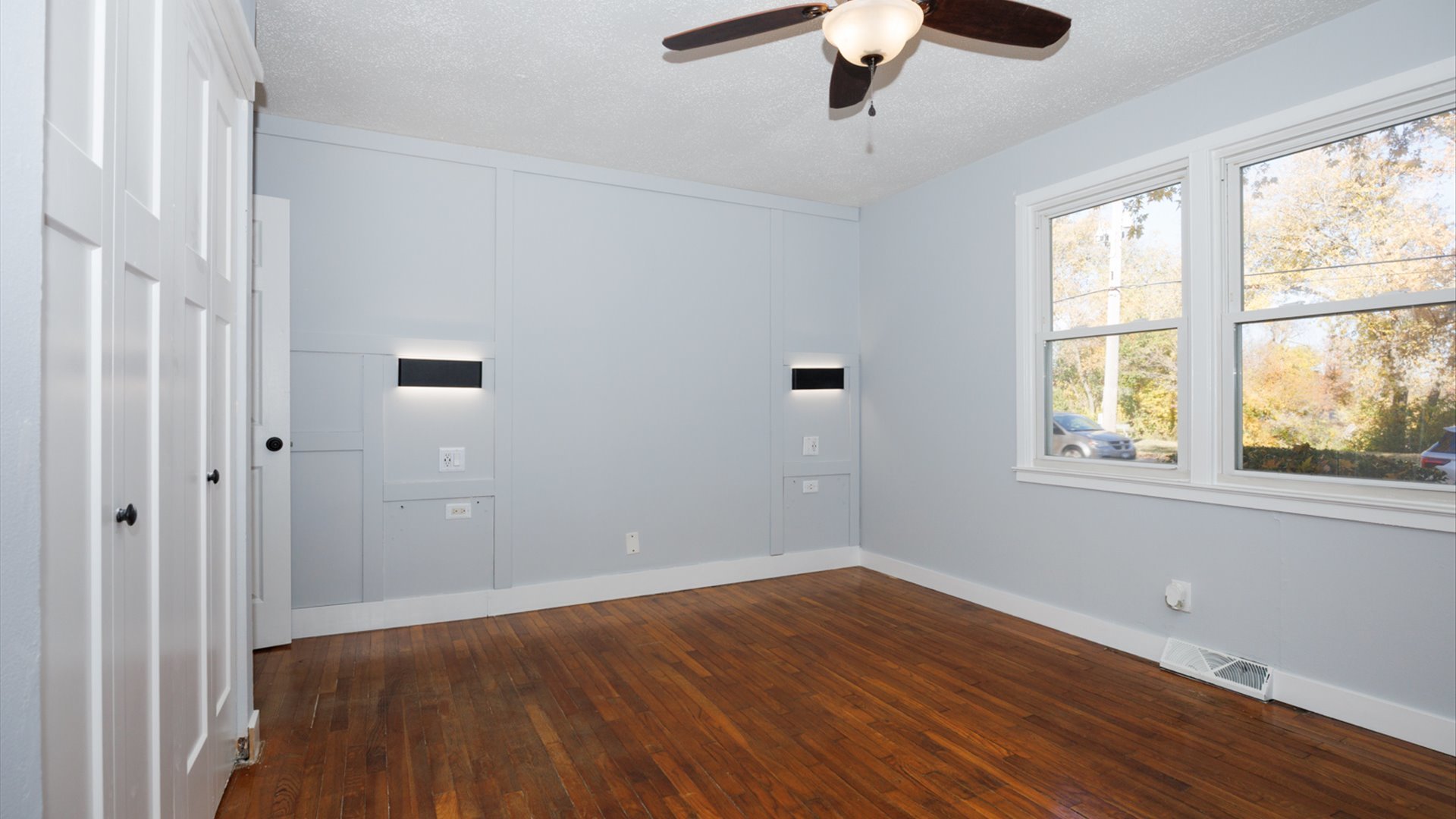 1811 E Lincoln Street, Bloomington, IL 61701