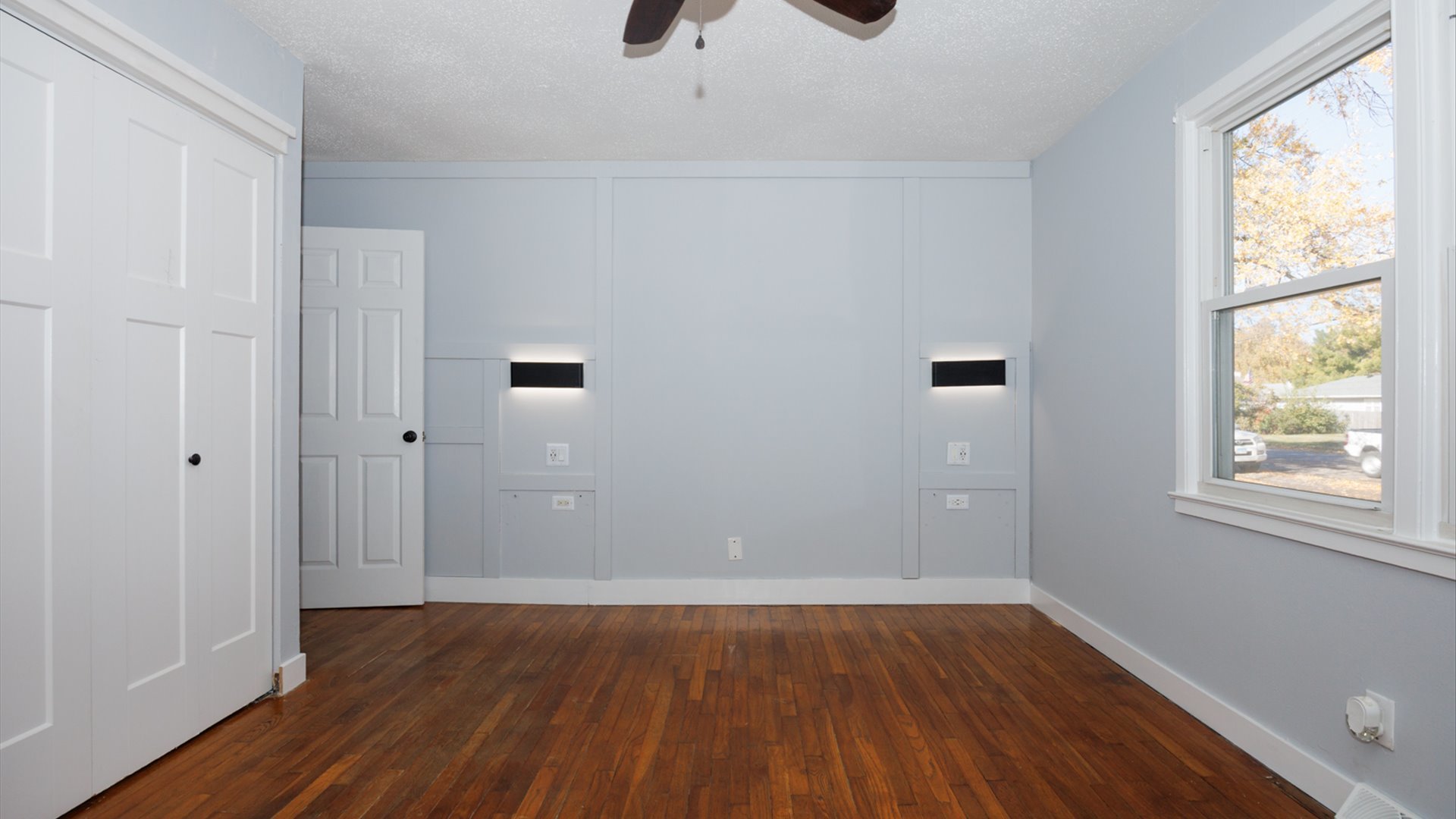 1811 E Lincoln Street, Bloomington, IL 61701