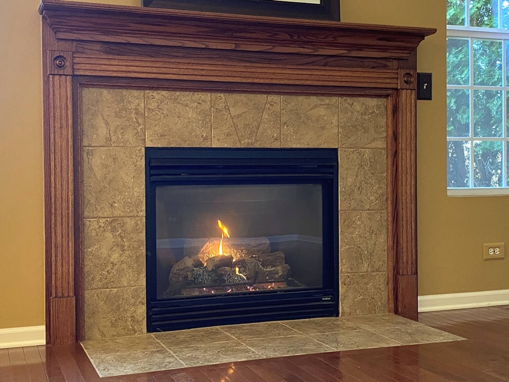 210 Dorset Avenue, Oswego, IL 60543