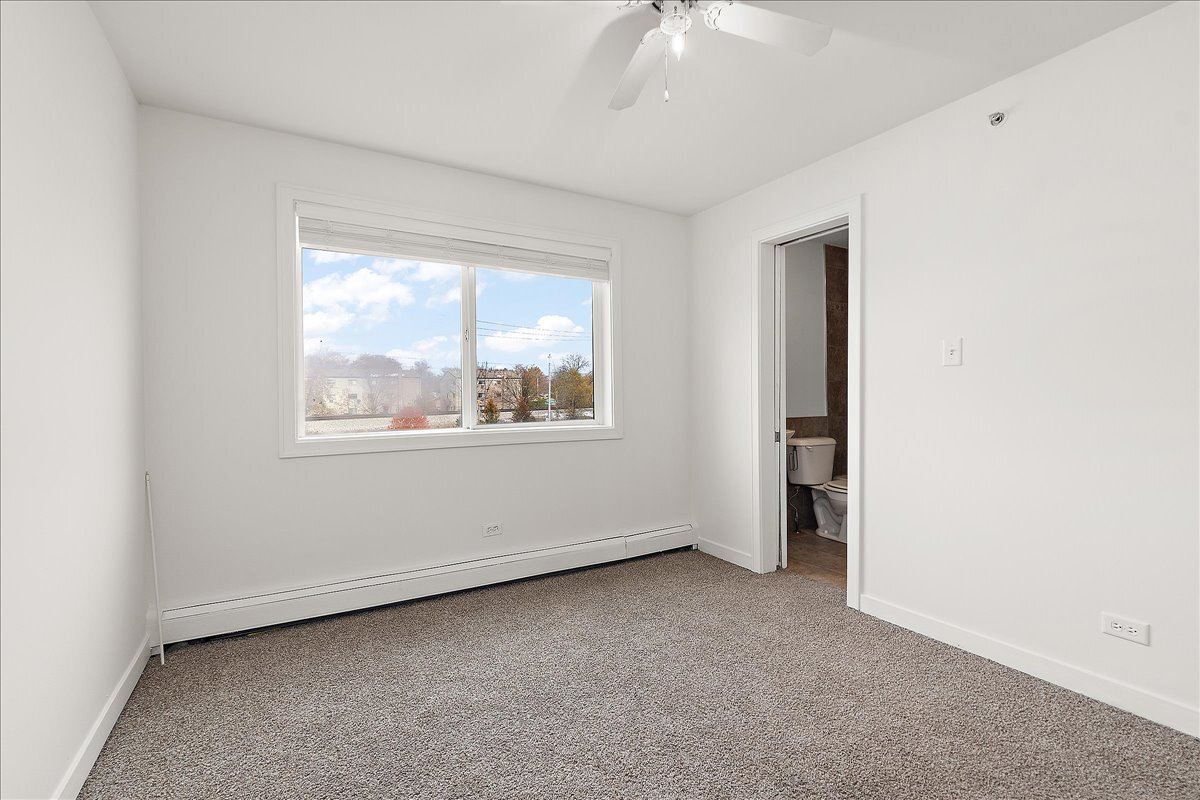 17528 71st Avenue #2D, Tinley Park, IL 60477