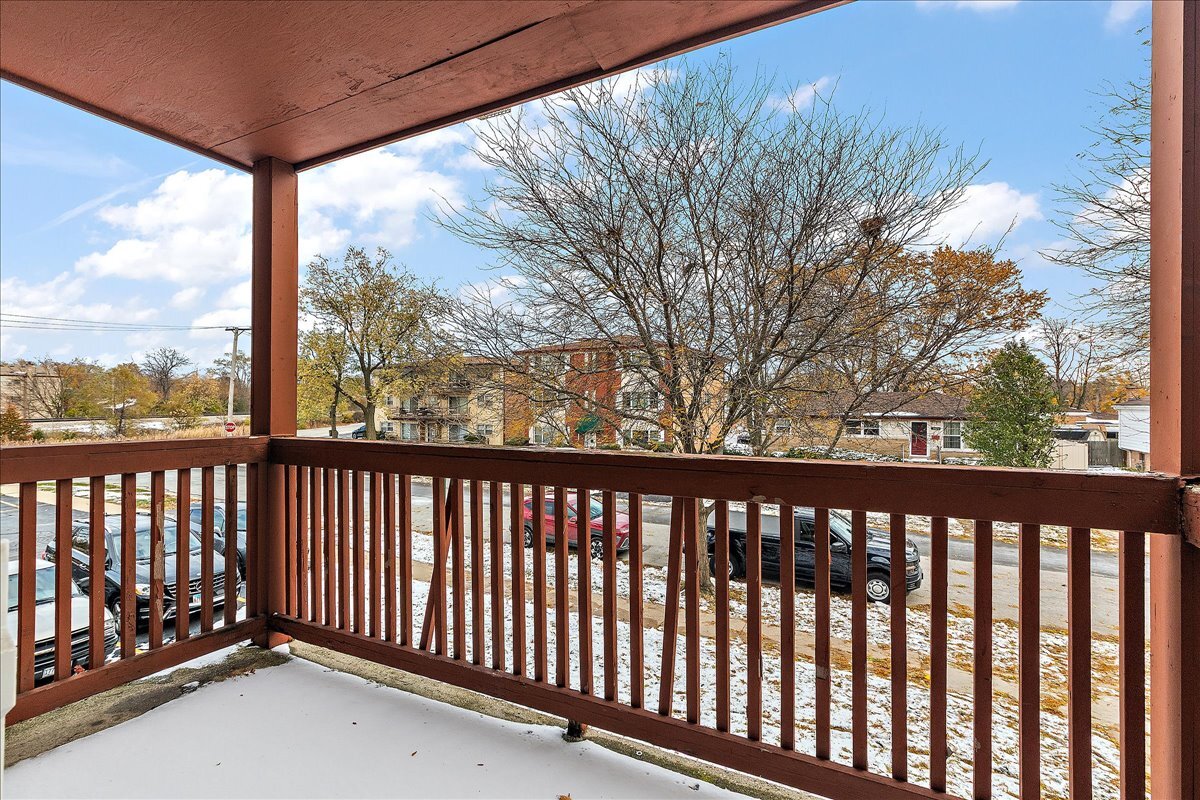 17528 71st Avenue #2D, Tinley Park, IL 60477