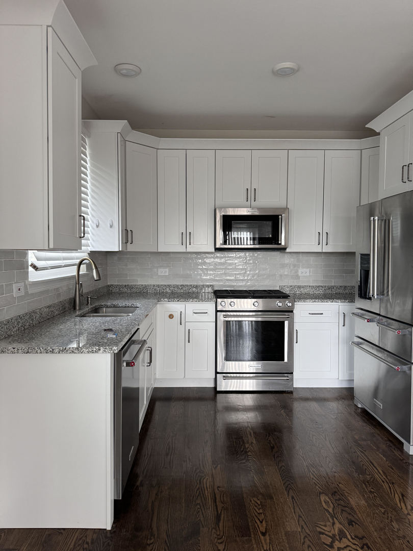 11S427 Rachael Court, Willowbrook, IL 60527