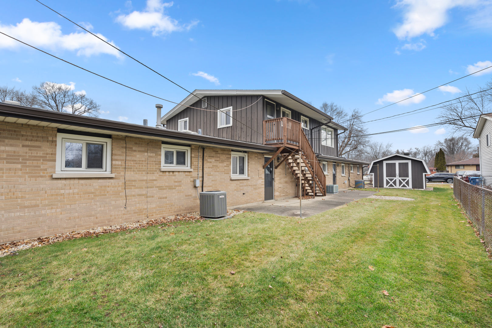 537-541 N Edgelawn Drive #537, Aurora, IL 60506