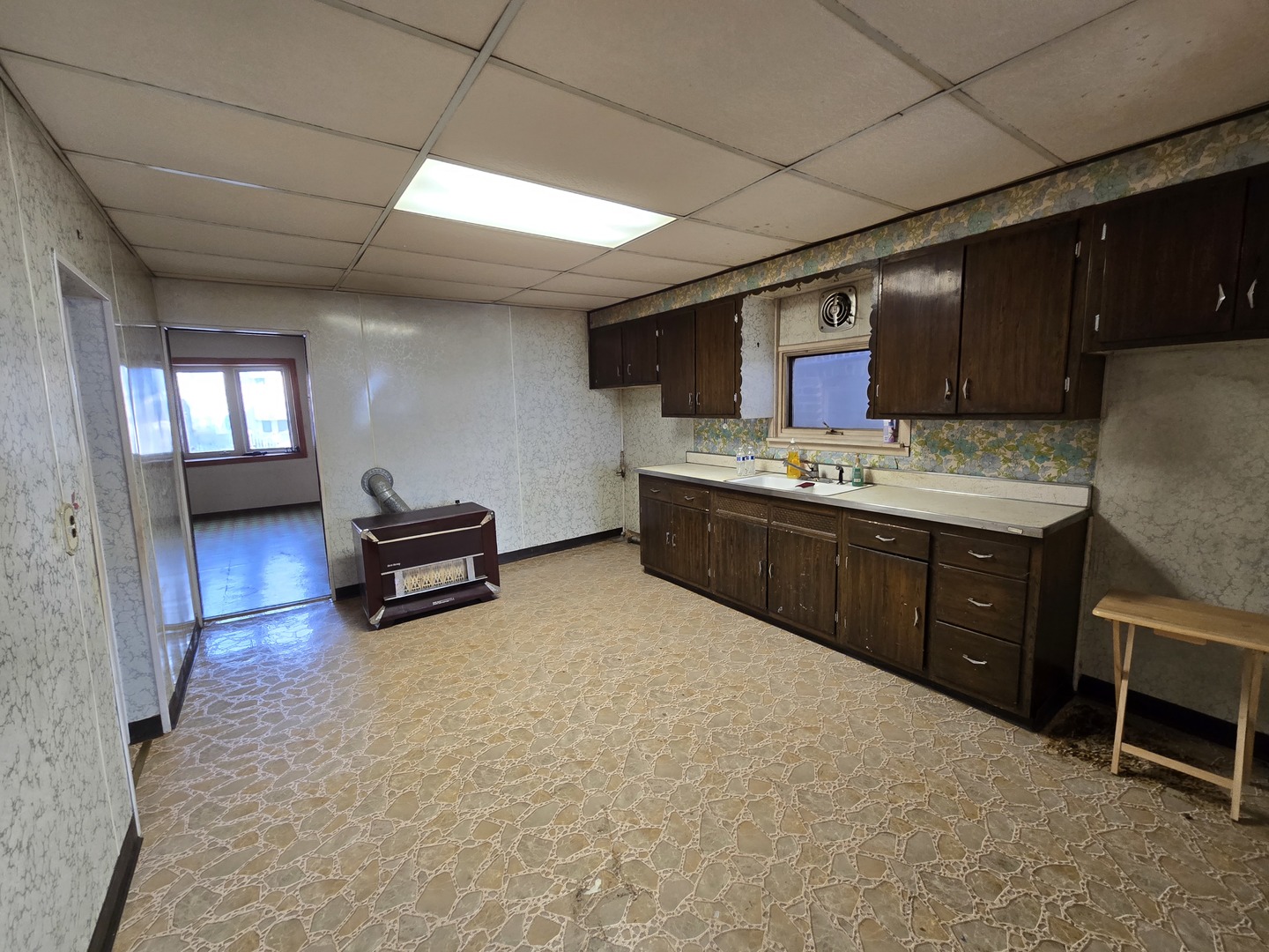 3720 S Hermitage Avenue, Chicago, IL 60609