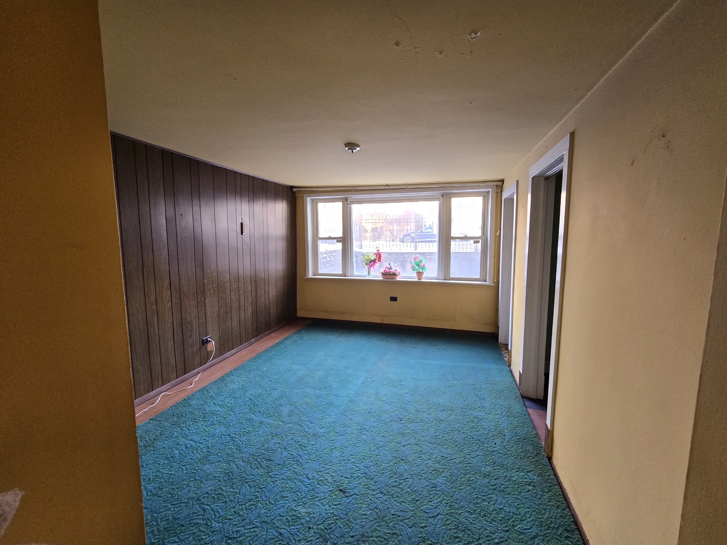 3720 S Hermitage Avenue, Chicago, IL 60609