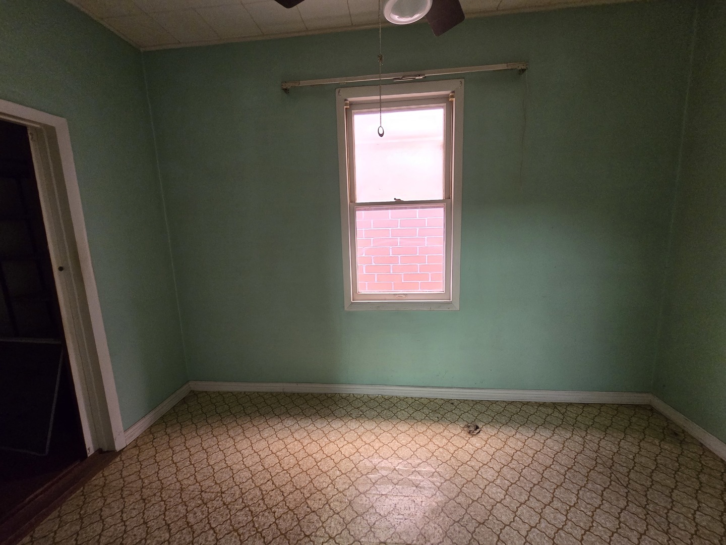 3720 S Hermitage Avenue, Chicago, IL 60609