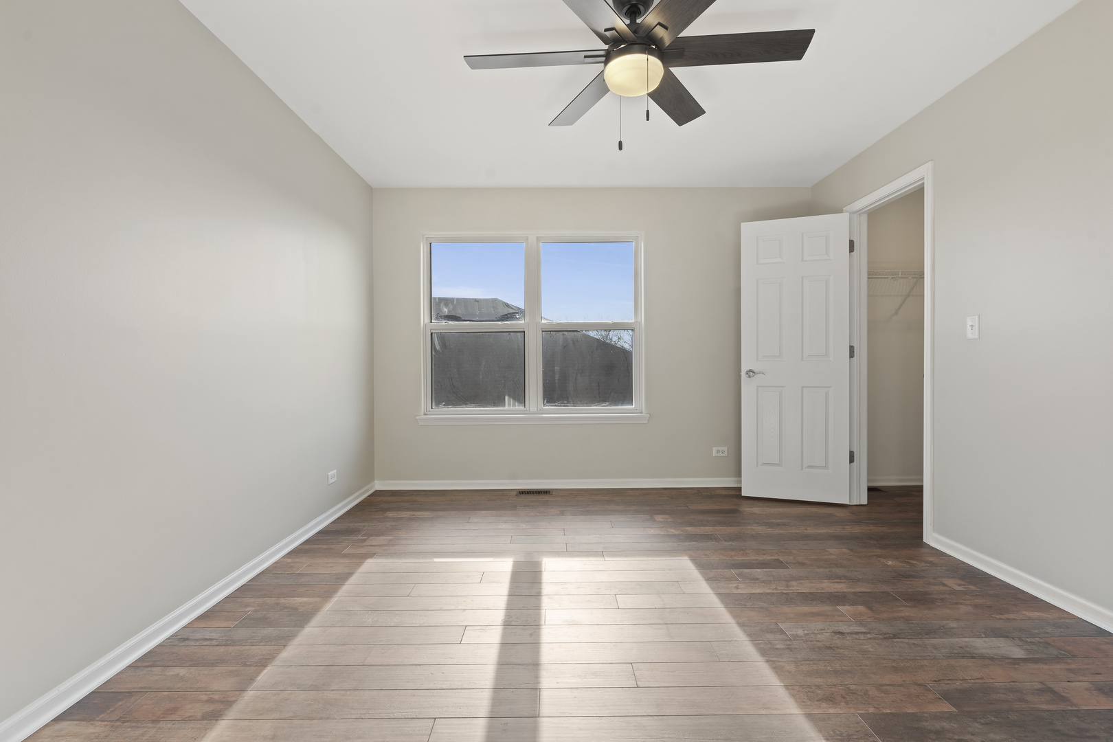 32804 Bending Creek, McHenry, IL 60051