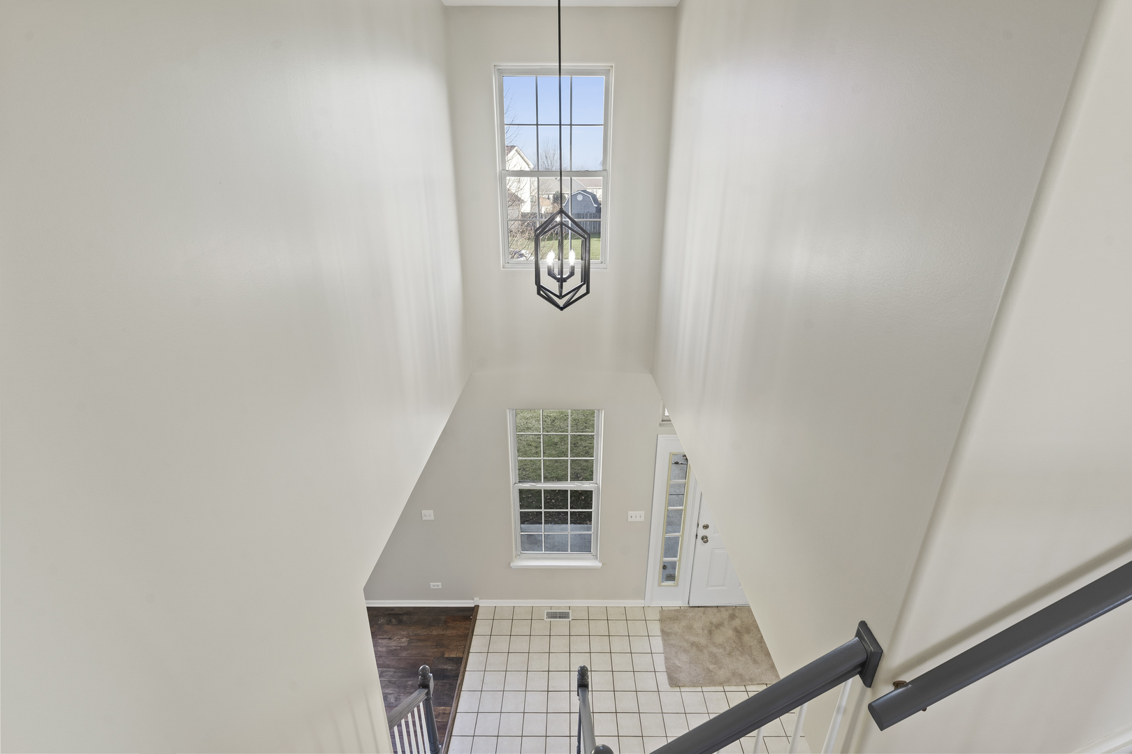 32804 Bending Creek, McHenry, IL 60051