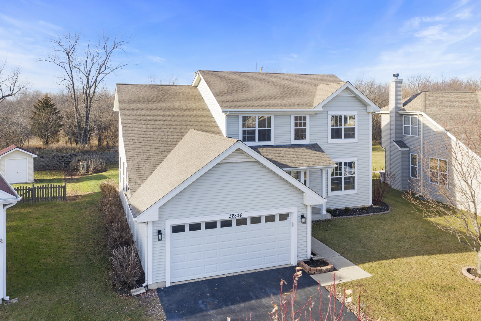 32804 Bending Creek, McHenry, IL 60051