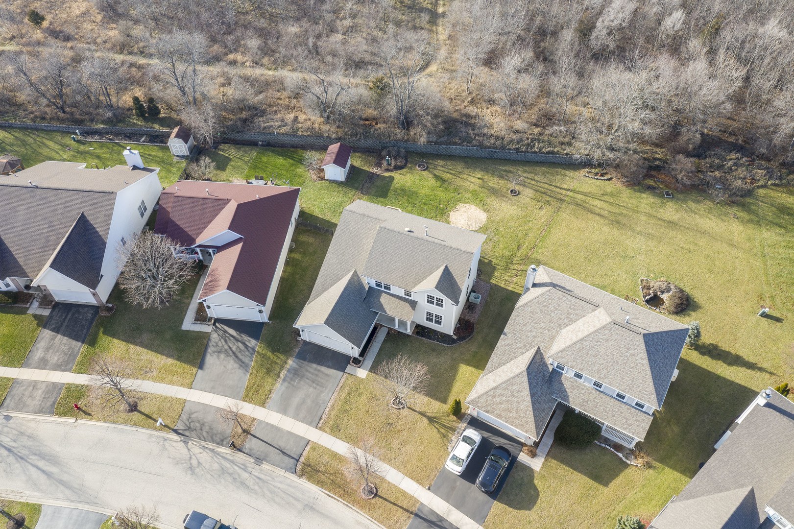 32804 Bending Creek, McHenry, IL 60051