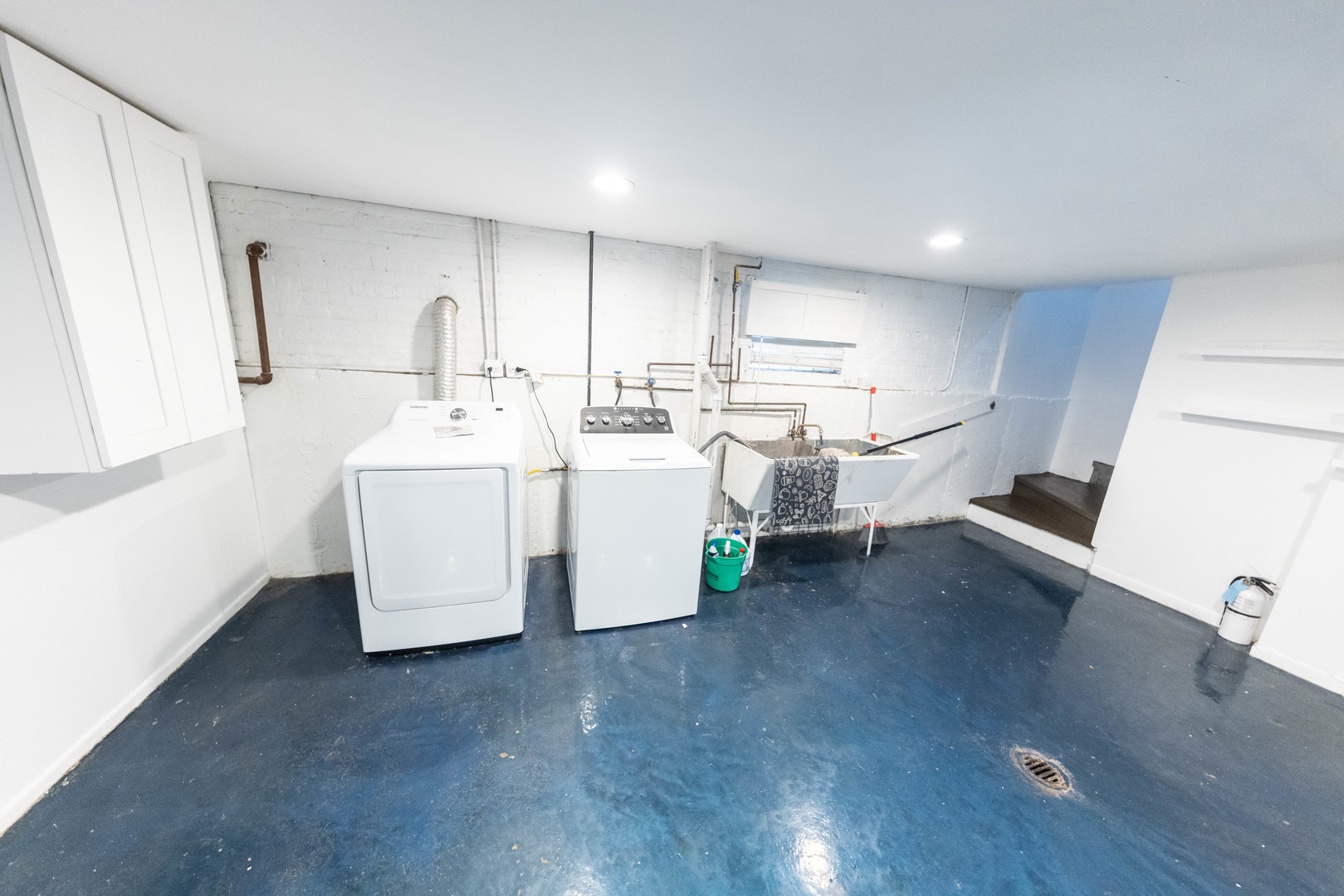 2718 East Avenue, Berwyn, IL 60402