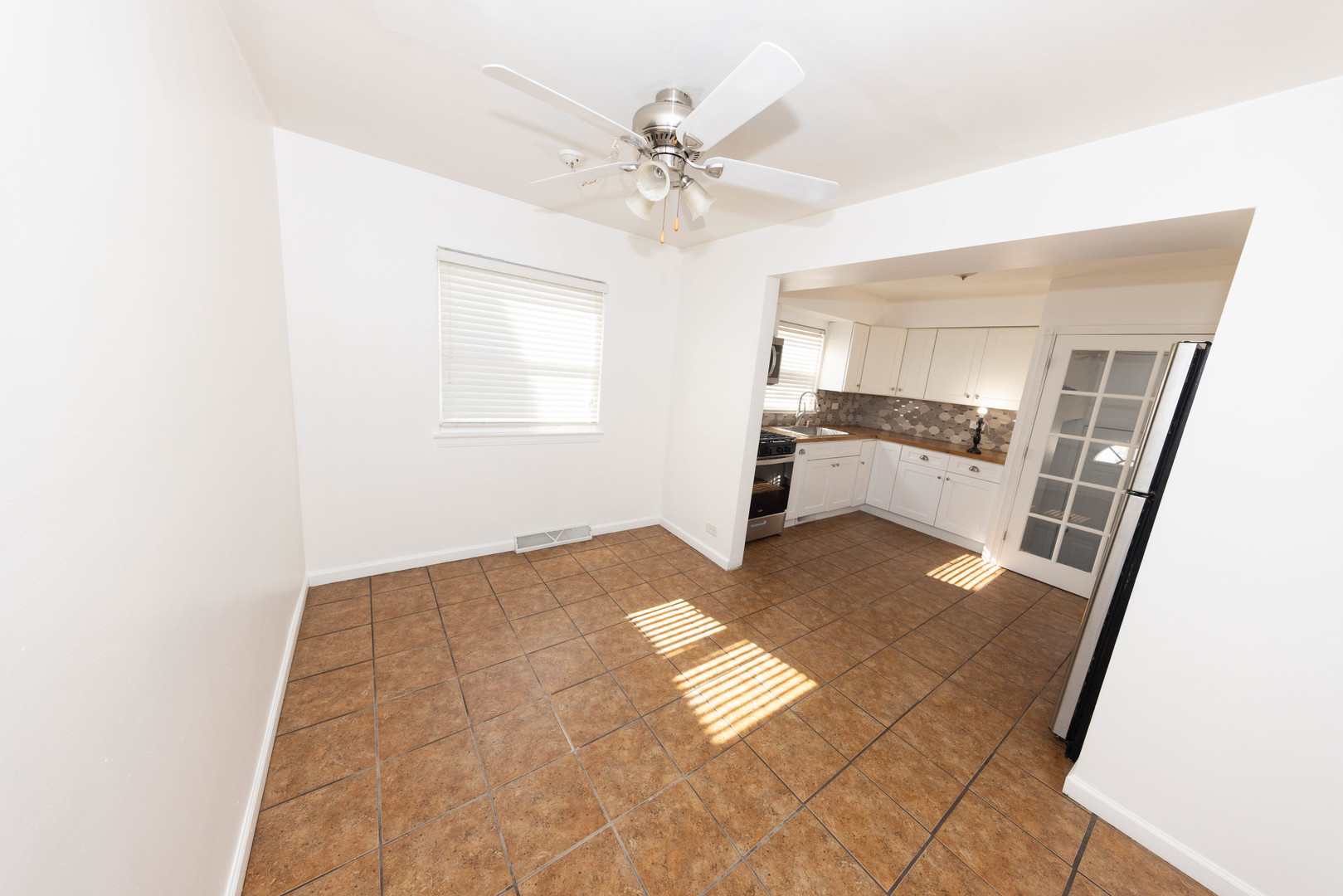 2718 East Avenue, Berwyn, IL 60402