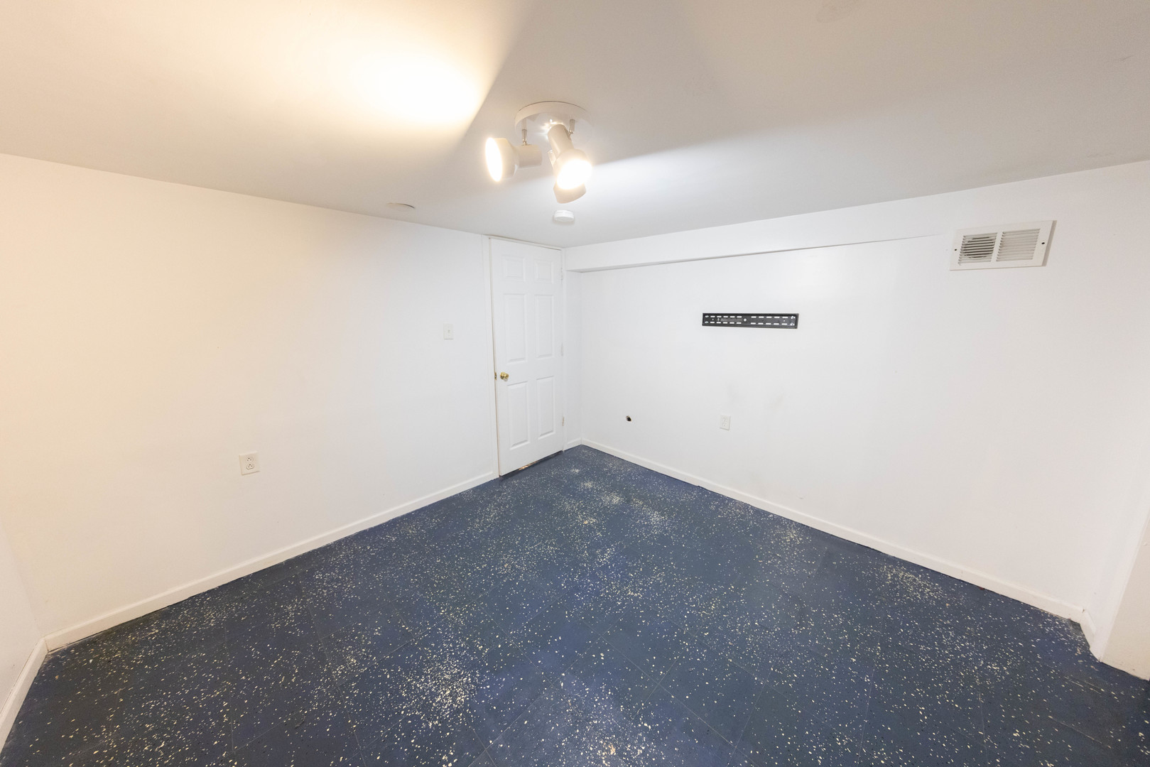 2718 East Avenue, Berwyn, IL 60402