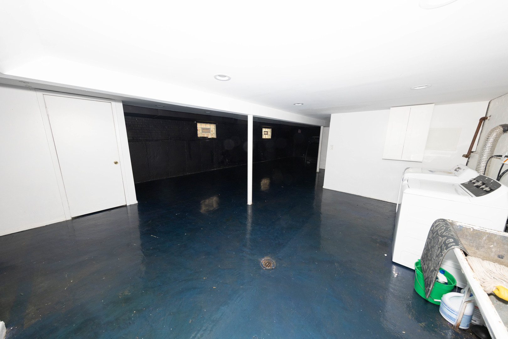 2718 East Avenue, Berwyn, IL 60402