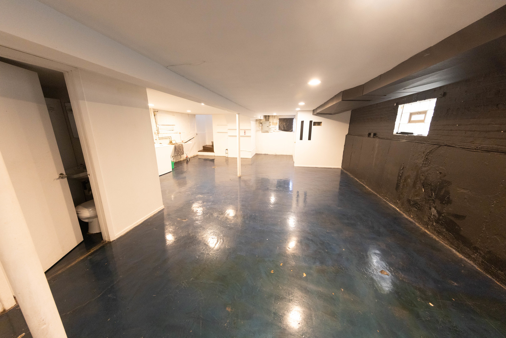 2718 East Avenue, Berwyn, IL 60402