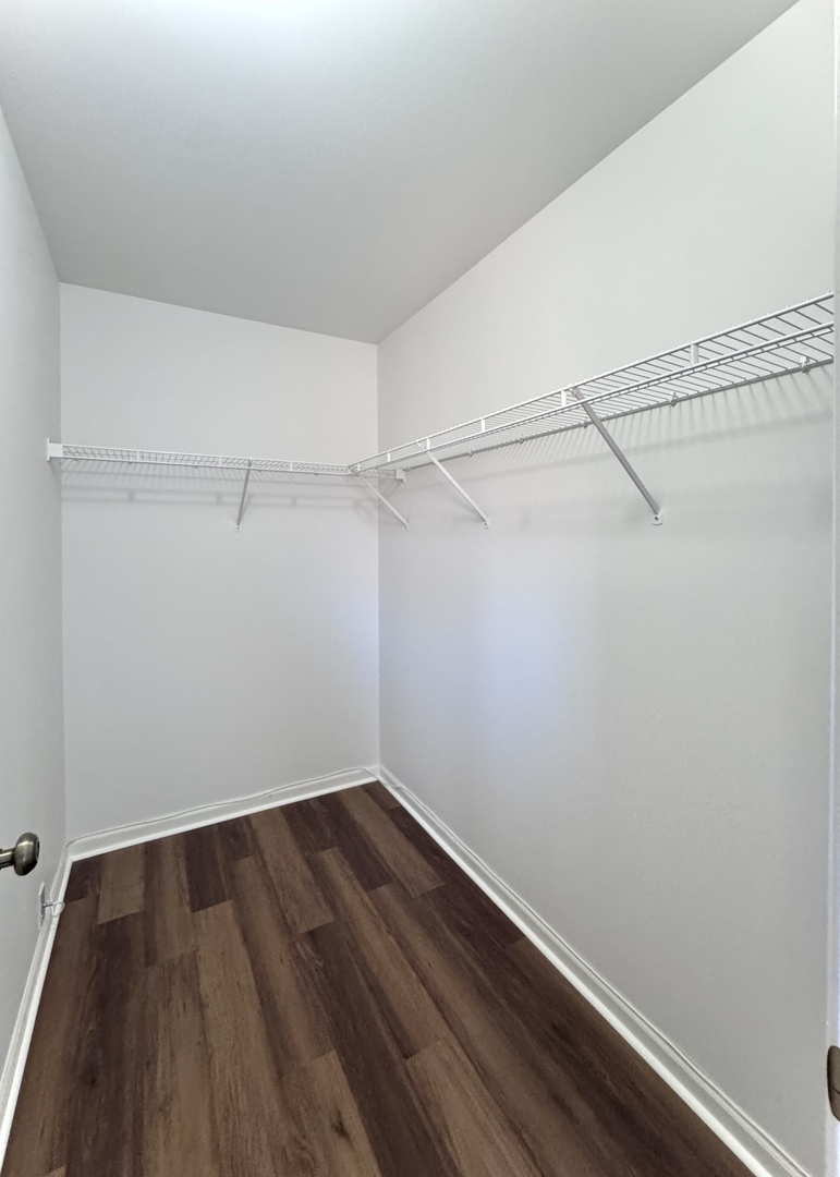 2406 Sheehan Drive, Naperville, IL 60564