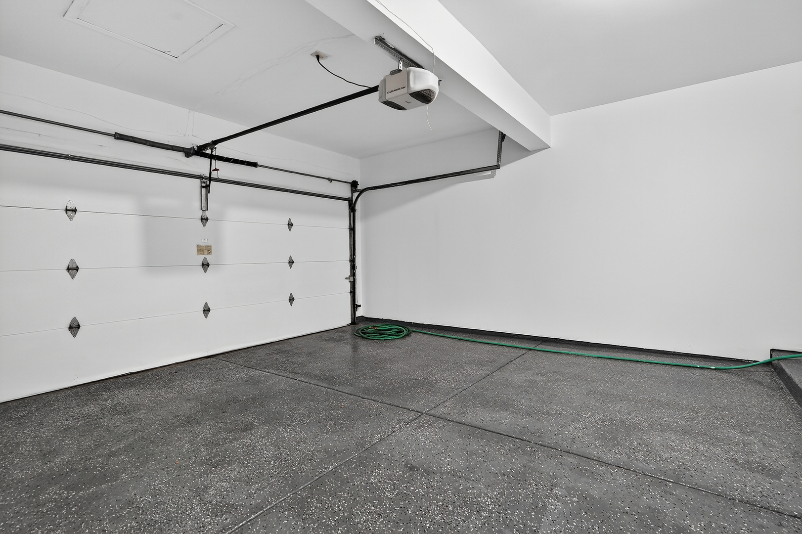 7912 W 105th Street, Palos Hills, IL 60465