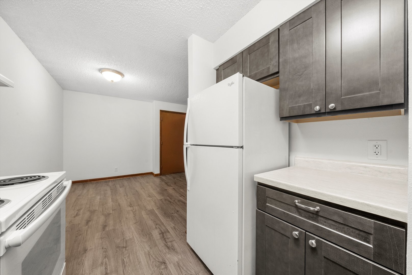 609 E 3rd Street #5, Lockport, IL 60441