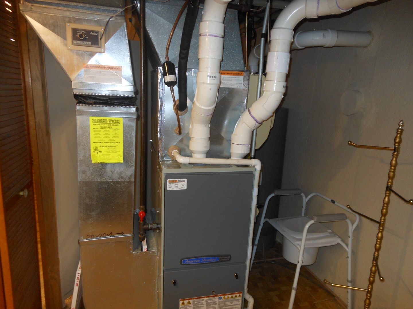 1616 Heiden Avenue, Crest Hill, IL 60403