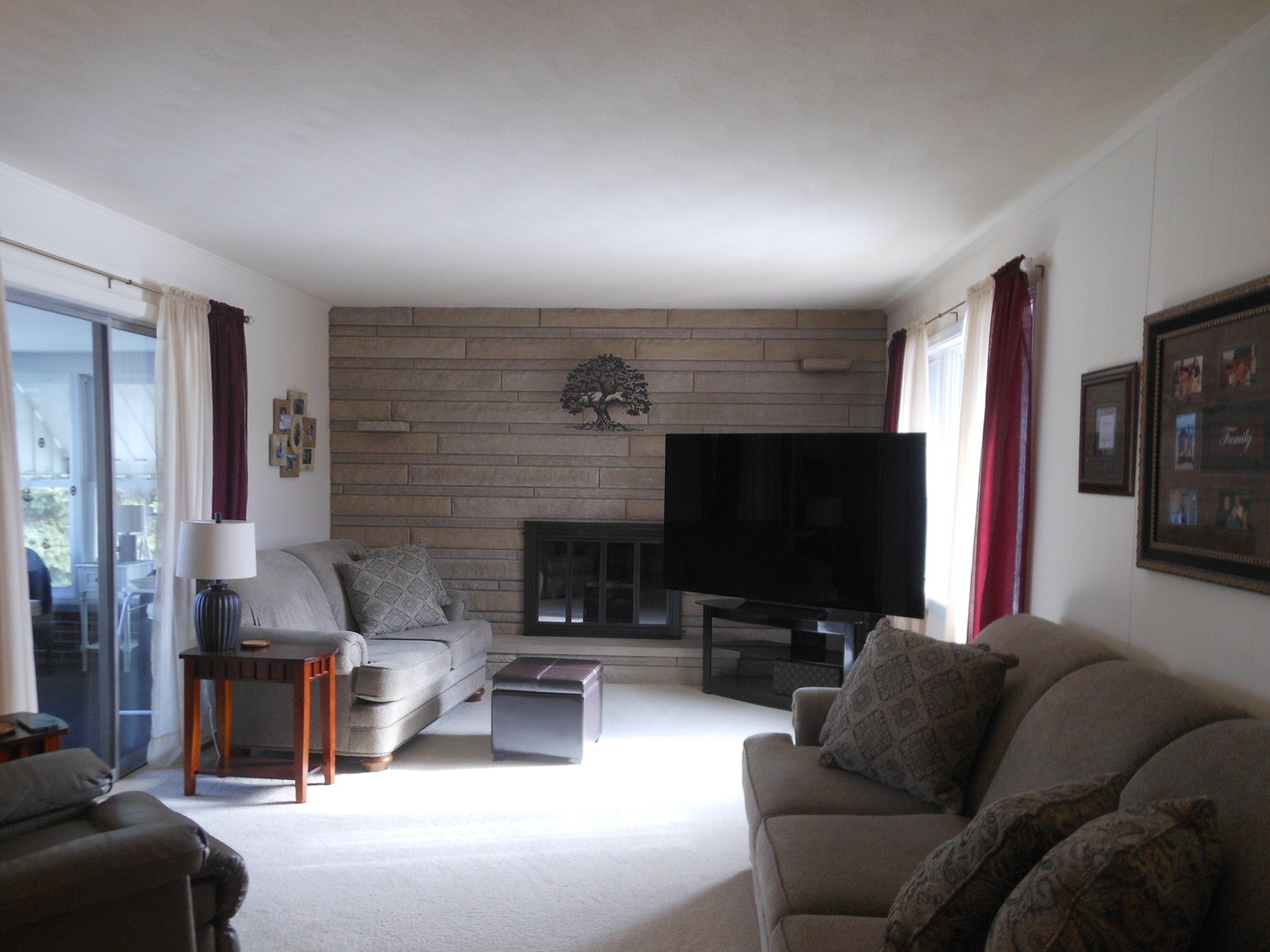 1616 Heiden Avenue, Crest Hill, IL 60403