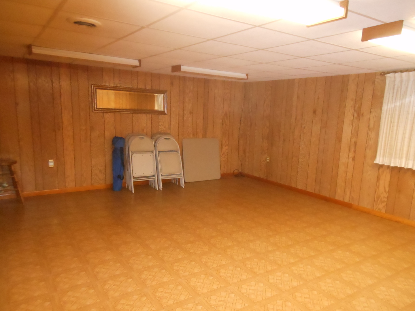 1616 Heiden Avenue, Crest Hill, IL 60403